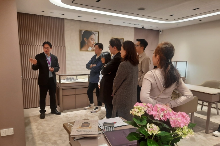05eb54e0-a756-411a-8355-5ba1e6c389c5